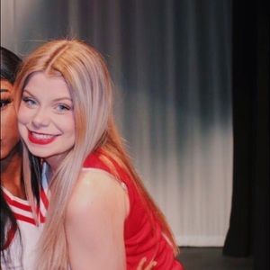 Meet your Posher, Maddie